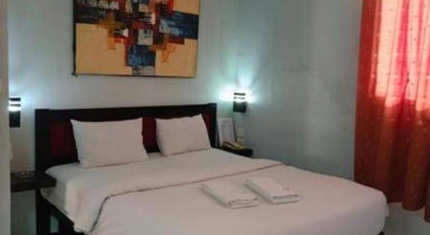 דומאי Hotel K77 מראה חיצוני תמונה